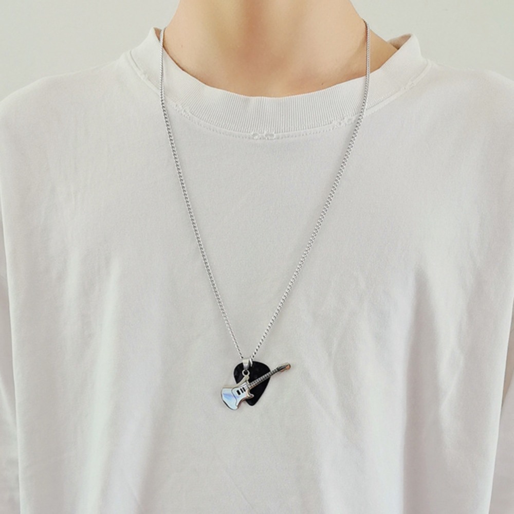 สร้อยคอจี้รูปกีตาร์ฮิปฮอป ไทเท - Electric Guitar Pick Pack บทวิจารณ์และราคา